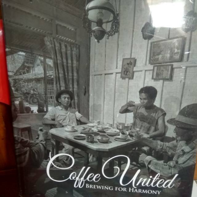 

Buku COFFEE UNITED brewing for harmony