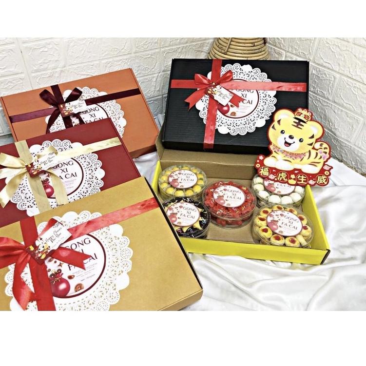 

STOK BANYAK ㆊ PAKET KUE KERING HAMPERS PAKET LEBARAN PAKET NATAL KUE KERING PAKET KUE ISI 6 HAMPERD NATAL ◉