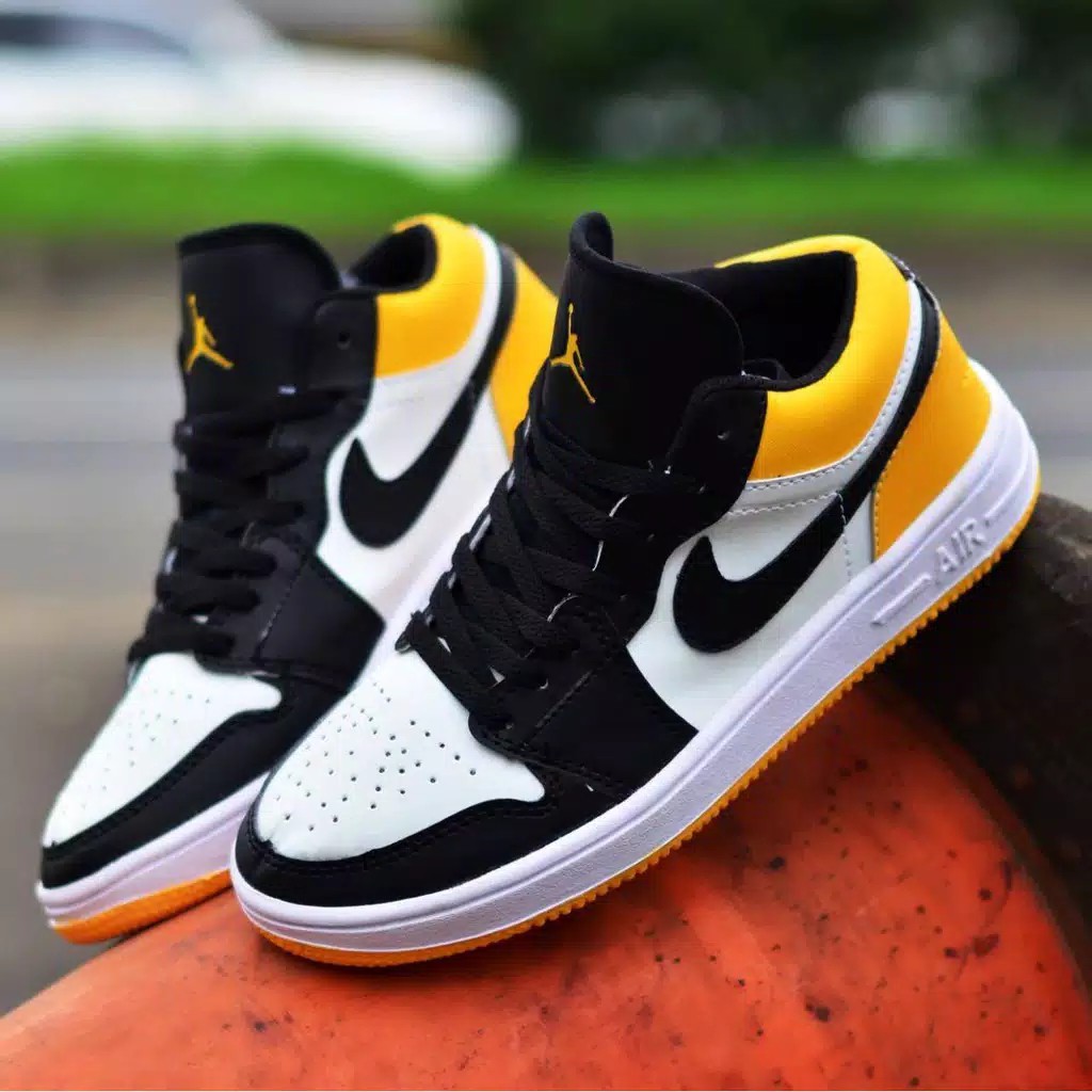 black pink air jordan 1