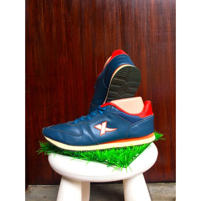 Sepatu Xtep