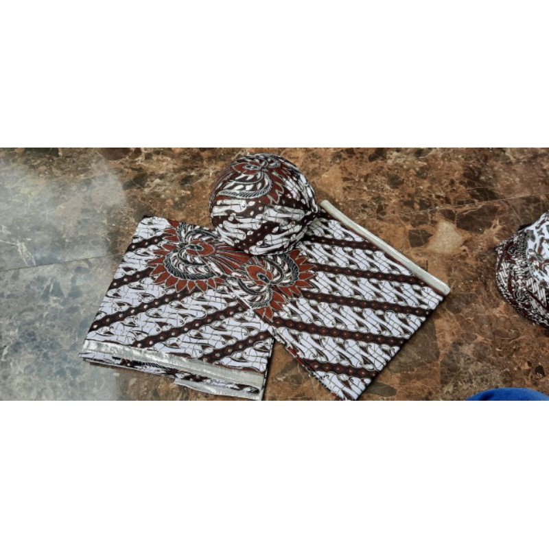 set jarit batik lembaran + blangkon sunda