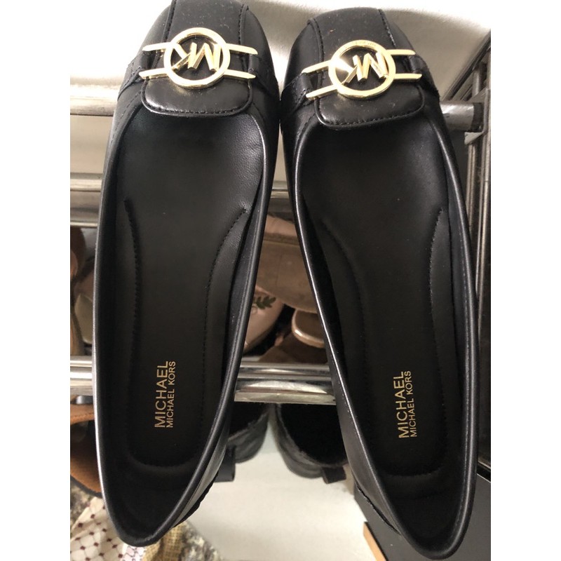 Sepatu Michael Kors