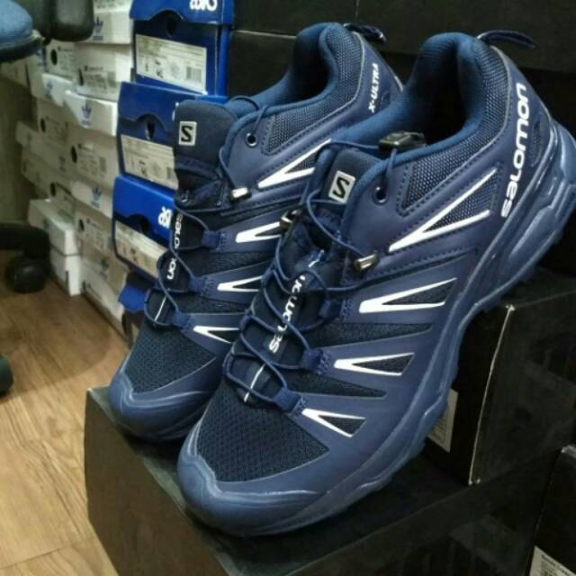 SEPATU SALOMON ULTRA X