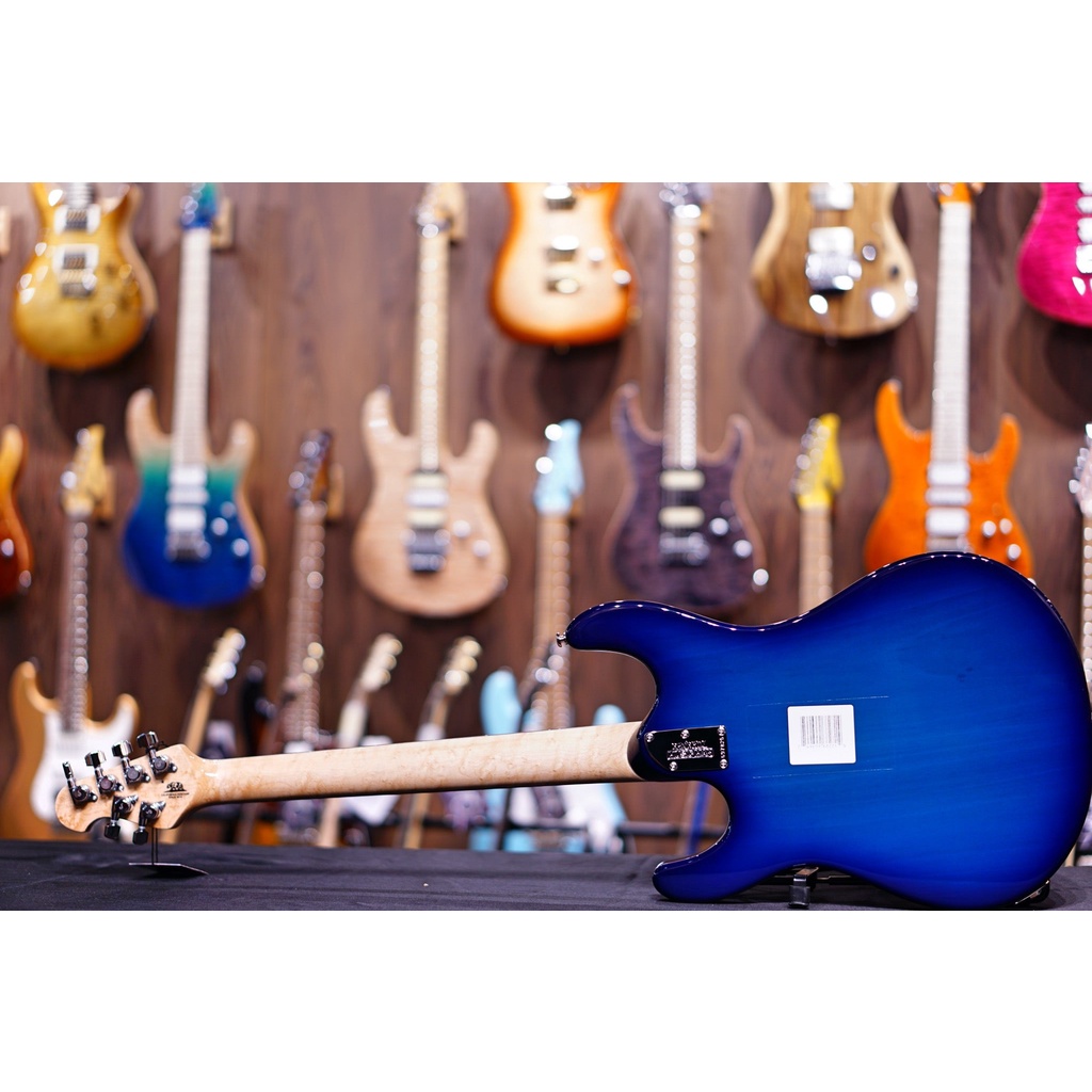 Ernie Ball Music Man Steve Morse Signature Blue Burst G97825