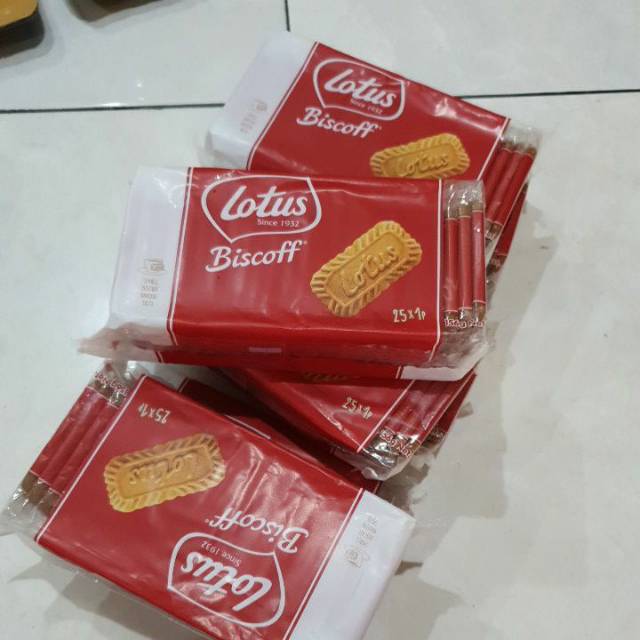 

Biskuit Lotus Biscoff 156gr isi 25buah atau 250gr isi 32buah