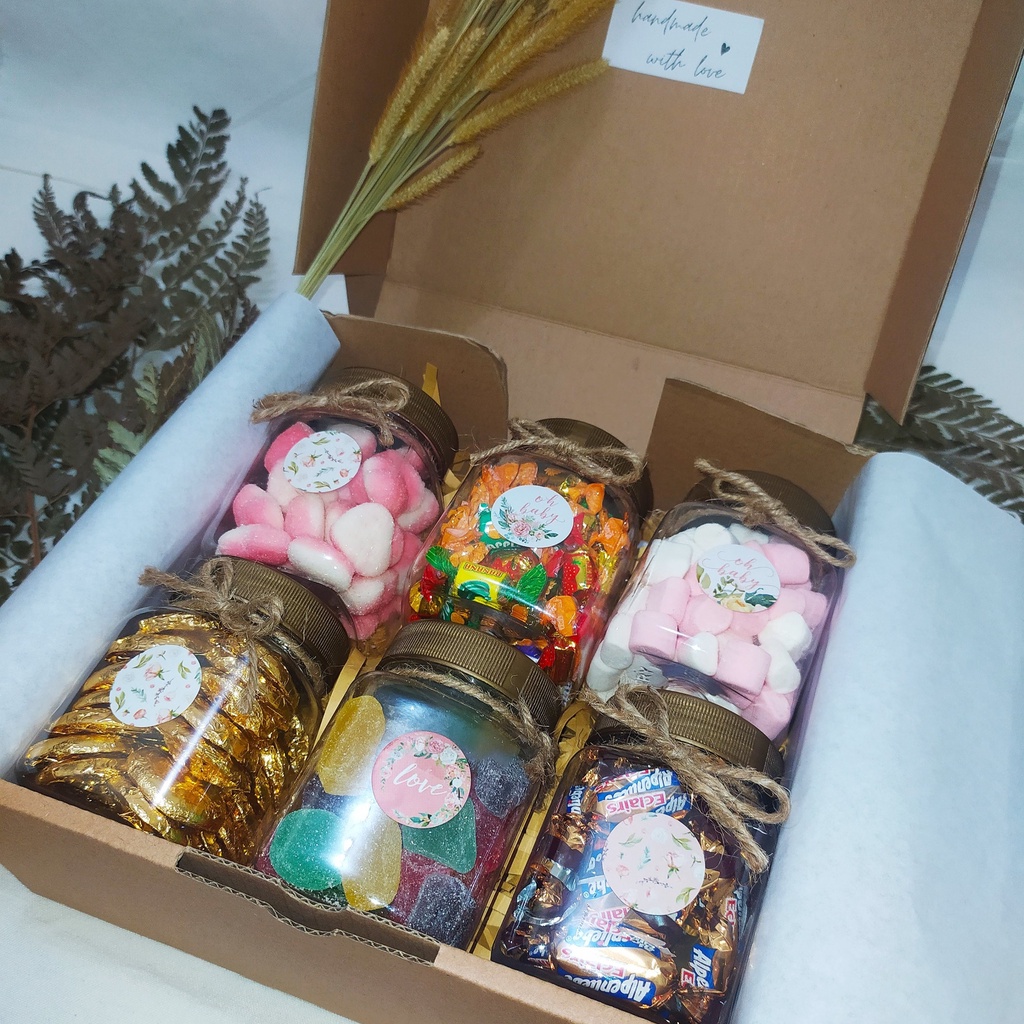 PAKET HAMPERS COKELAT PREMIUM HAMPERS COKLAT MURAH BINGKISAN HARI RAYA HAMPERS MAKANAN PERMEN COKELAT BISA BAYAR COD/BAYAR DI TEMPAT PARCEL COKELAT HAMPERS IDUL FITRI NATAL IMLEK TAHUN BARU VALENTINE