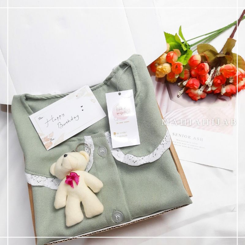 Hampers / gift box Blouse Keiko hadiah ulang tahun, wisuda, pernikahan, anniversary murah dll