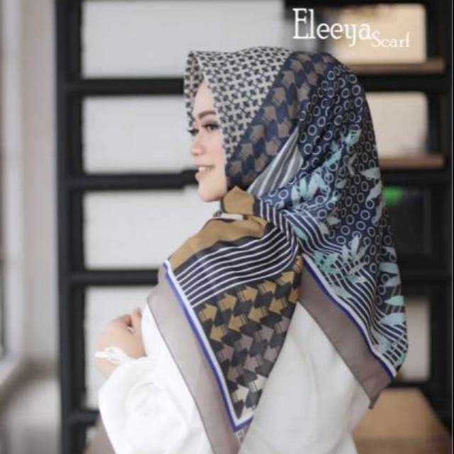 HIJAB SEGIEMPAT MOTIF ELY 72 II Eleeya Scarf