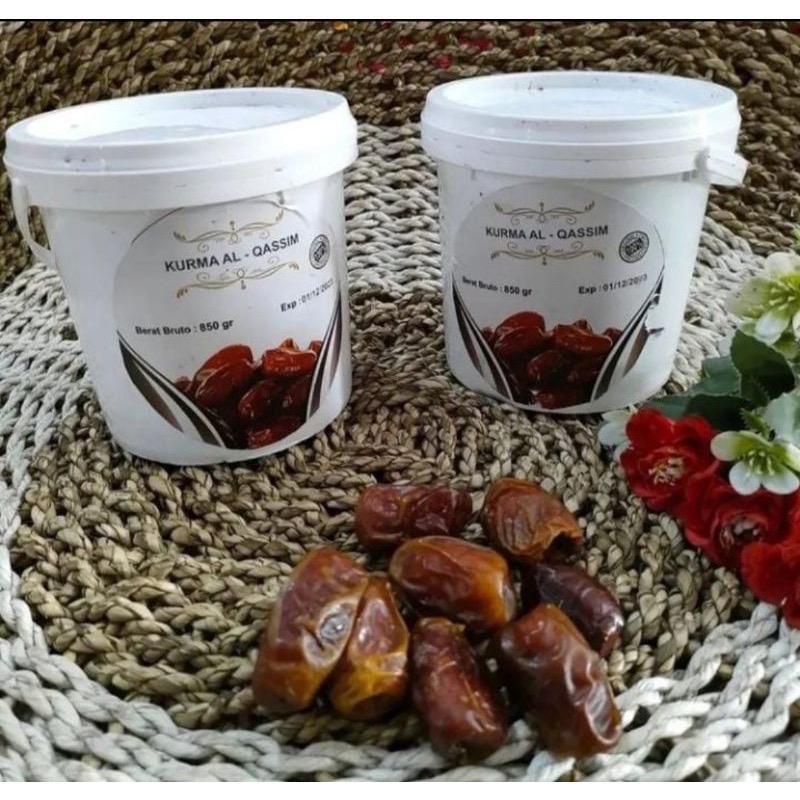 

Kurma Al Qassim 850 gram