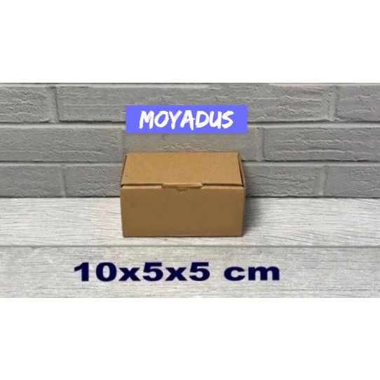 

kardus/karton/box uk. 10x5x5cm (Kardus Pizza)