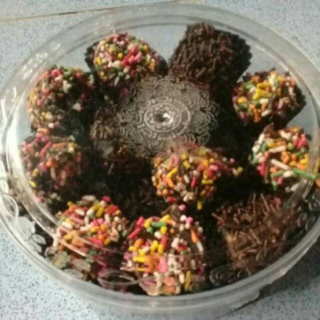 

Rambutan coklat