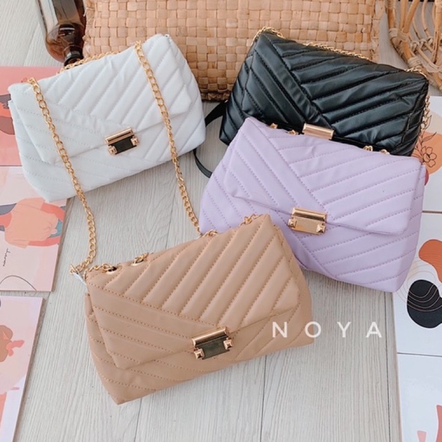 TAS WANITA QUEENY GOLD