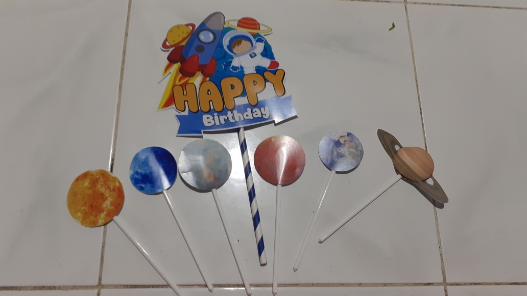 Astronot Planet Topper Cake Birthday / Hiasan Kue Ulangtahun