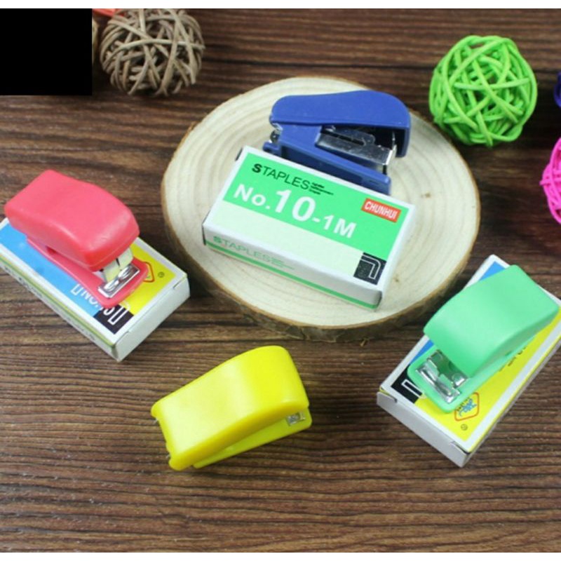 Stapler Mini Staples Ukuran Mini Kecil Stationery Bonus Isi