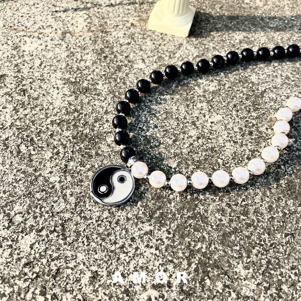 Kalung Liontin Mutiara Imitasi Bahan Stainless steel Warna Hitam Dan Putih Dapat Dicuci Untuk Pria