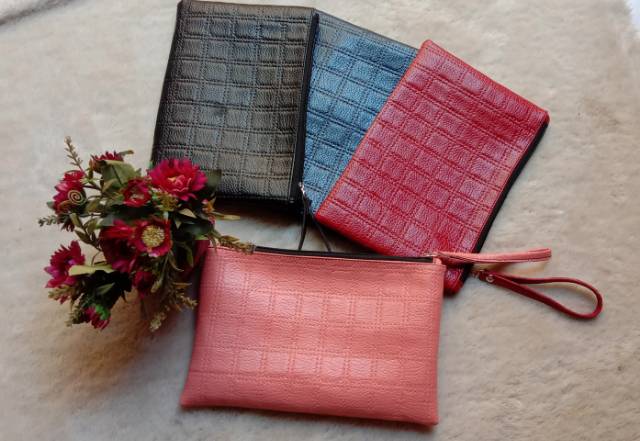 Simple Cluth square/ Clutch wanita