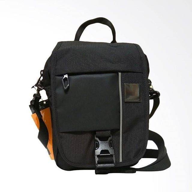 Tas Selempang Outdoor Original Kalibre Salcouos Hitam Praktis