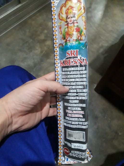 Dupa / Hio Wangi Harum Sri Kresna 39 Cm Darshan Hitam