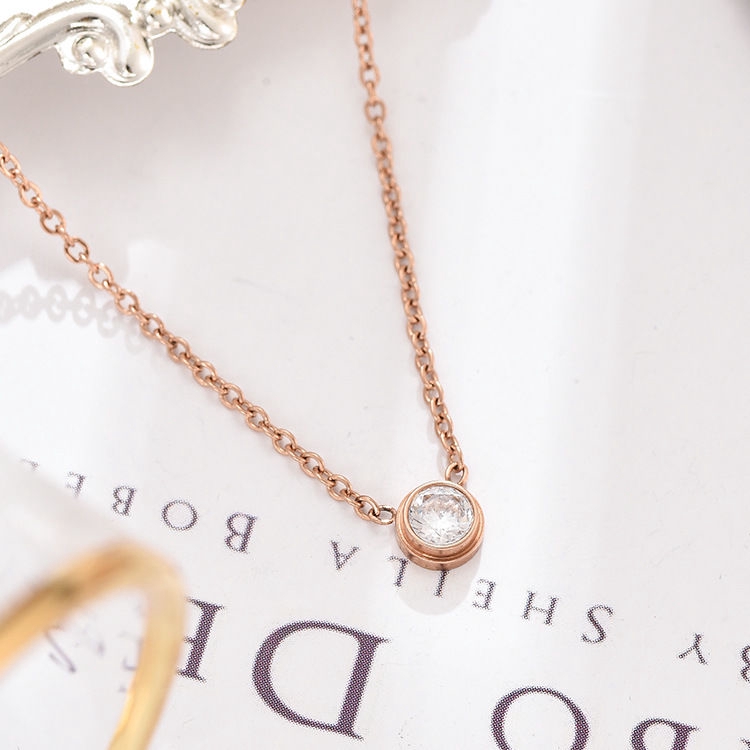 Kalung Choker Bahan Titanium Aksen Zircon Gaya Klasik Untuk Wanita