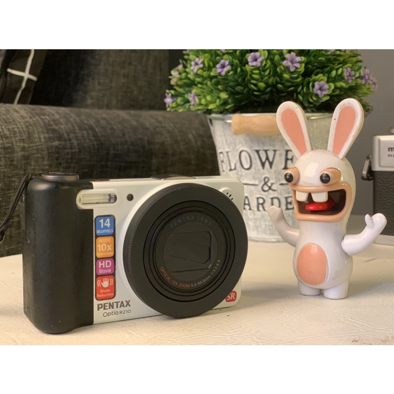 Kamera Poket Digital Normal Pentax Optio RZ10 Desain Keren