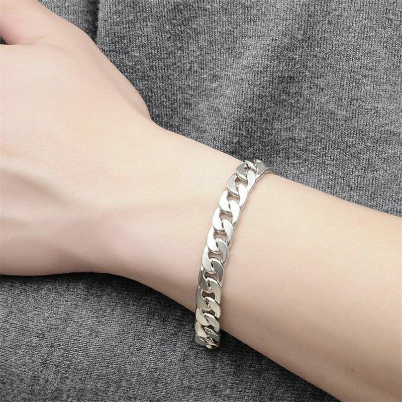 Gelang rantai titanium silver model pipih anti karat pria dan wanita