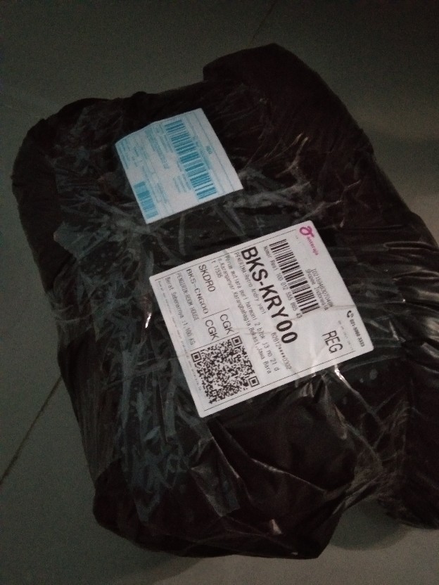 Gantungan Baju Kawat Stainless 10 Pcs / Henger Baju Kawat Besi