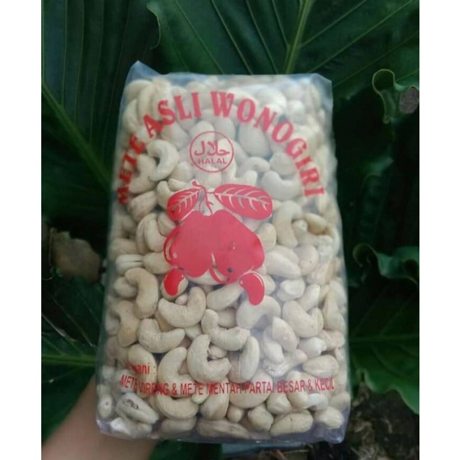 

KACANG METE MENTAH TERMURAH asli wonogiri 1kg