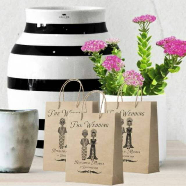 

Paperbag Mini Size 7 X 3 X 11Cm - Paper bag Pernikahan.Wedding.Souveni