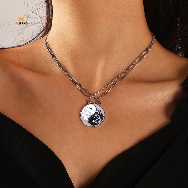 2pcs / Set Kalung Rantai Klavikula Hias Liontin Tai Chi Naga Bahan Logam Untuk Pria Dan Wanita