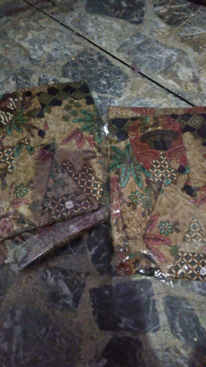 Size M L Xl Xxl Nailo Batik Hrb026 Kenongo Hem Batik Encim Cream Kemeja Batik Pria