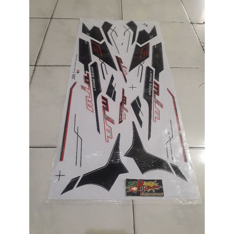 Striping Lis Sticker Variasi Yamaha Mio Sporty / Mio Smile Limited Edition Putih Hitam