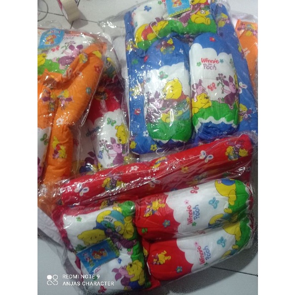 satu set kasur bayi plus bantal peang dan 2 guling merk DACHI