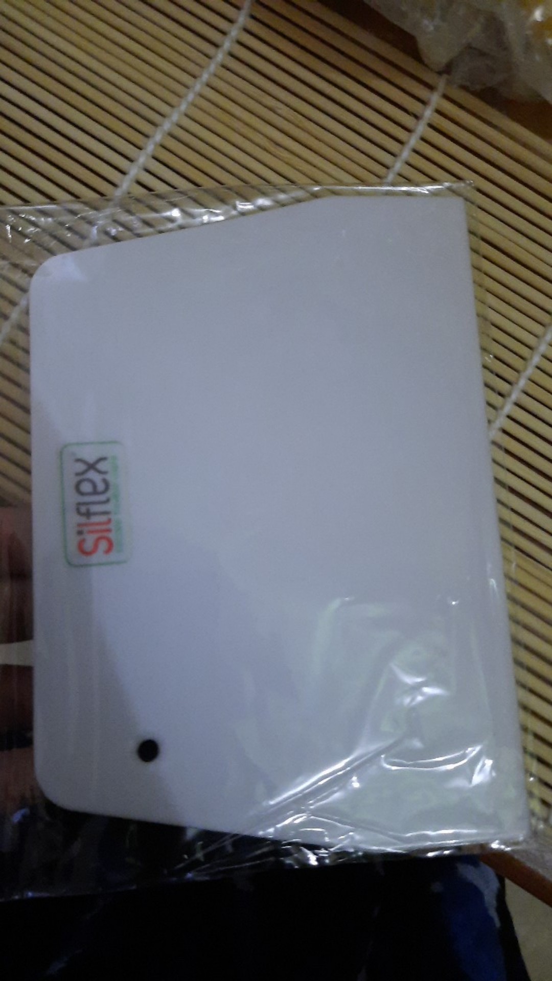 Scrapper Trapezium Perata Adonan Kue