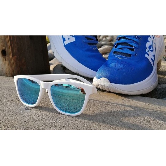 Kacamata Goodr Iced By Yetis Original 100%
