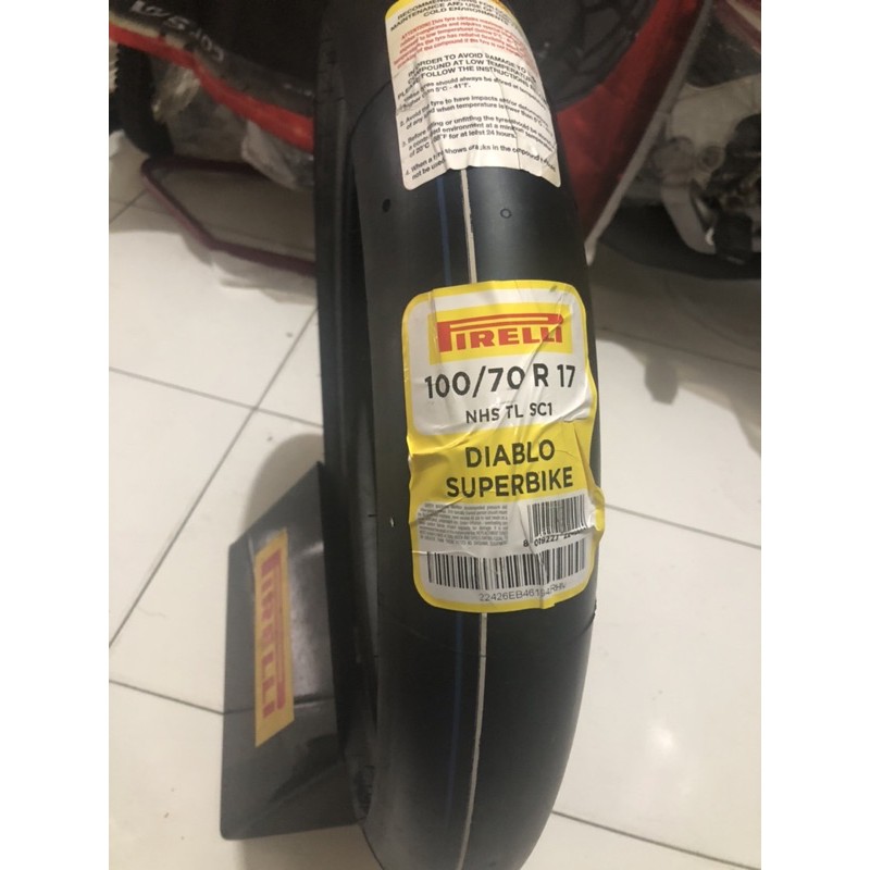 pirelli diablo superbike 100/70-17