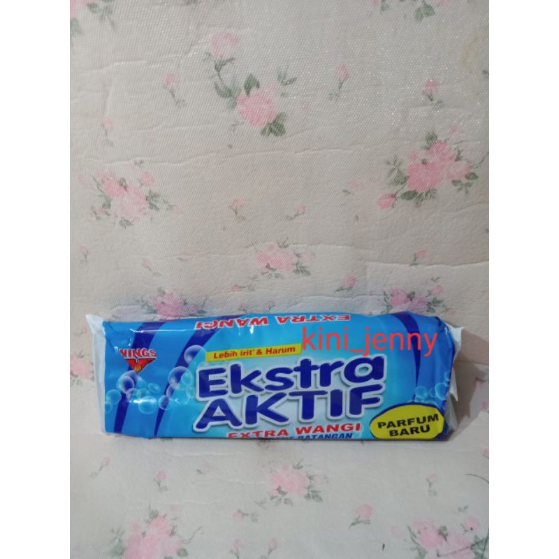 

WINGS DETERGEN BATANG 200 GR