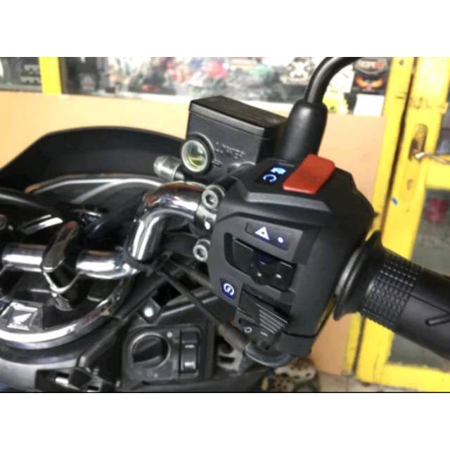 Variasi Pcx 2018 Lokal Holder Atau Saklar NS200 Yg Sudah Di Sesuai Kan Jadi PNP HOnda PCX 98% tingga