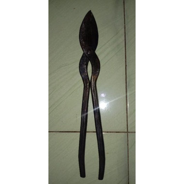 

1 pcs gunting flat bengkok