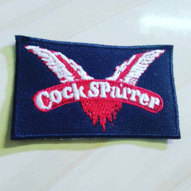 Emblem patch bordir cock sparrer