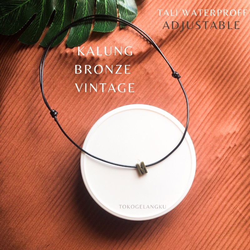 Kalung Inisial Bronze Vintage /  Kalung Huruf Tali Waterproof Custom / Cocok Untuk Couple Bareng Sahabat dan Pacar / Kalung Vintage Esthetic Korea Kekinian Hits/