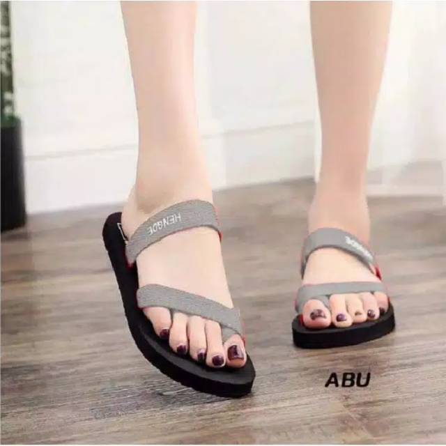 Wedges Sandal Wanita HENGDE