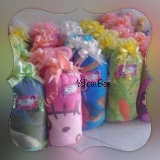 

Goodie Bag Ulang Tahun - Selimut Karakter