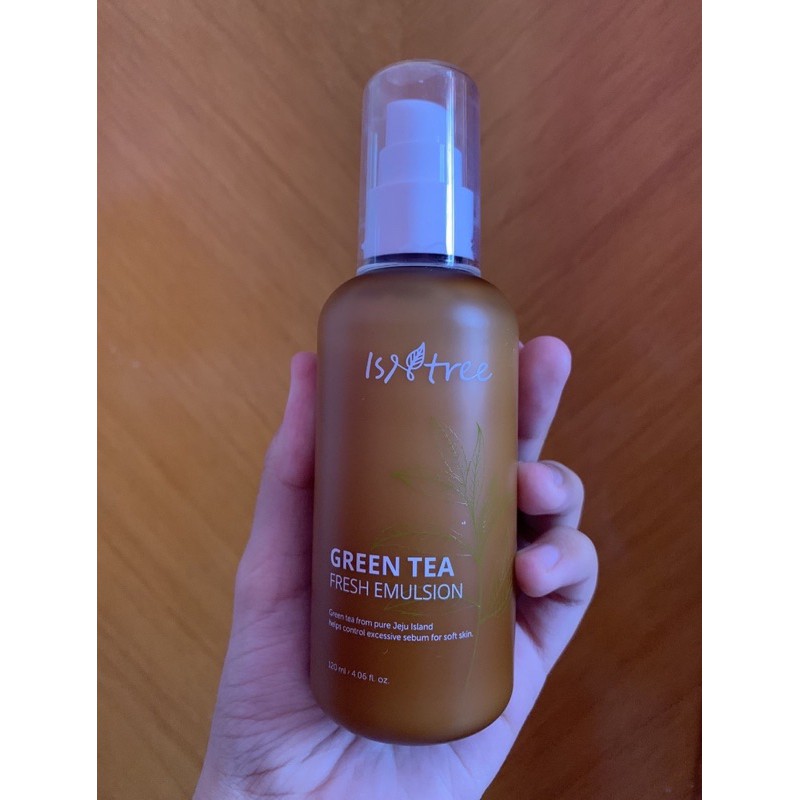isntree greentea emulsion