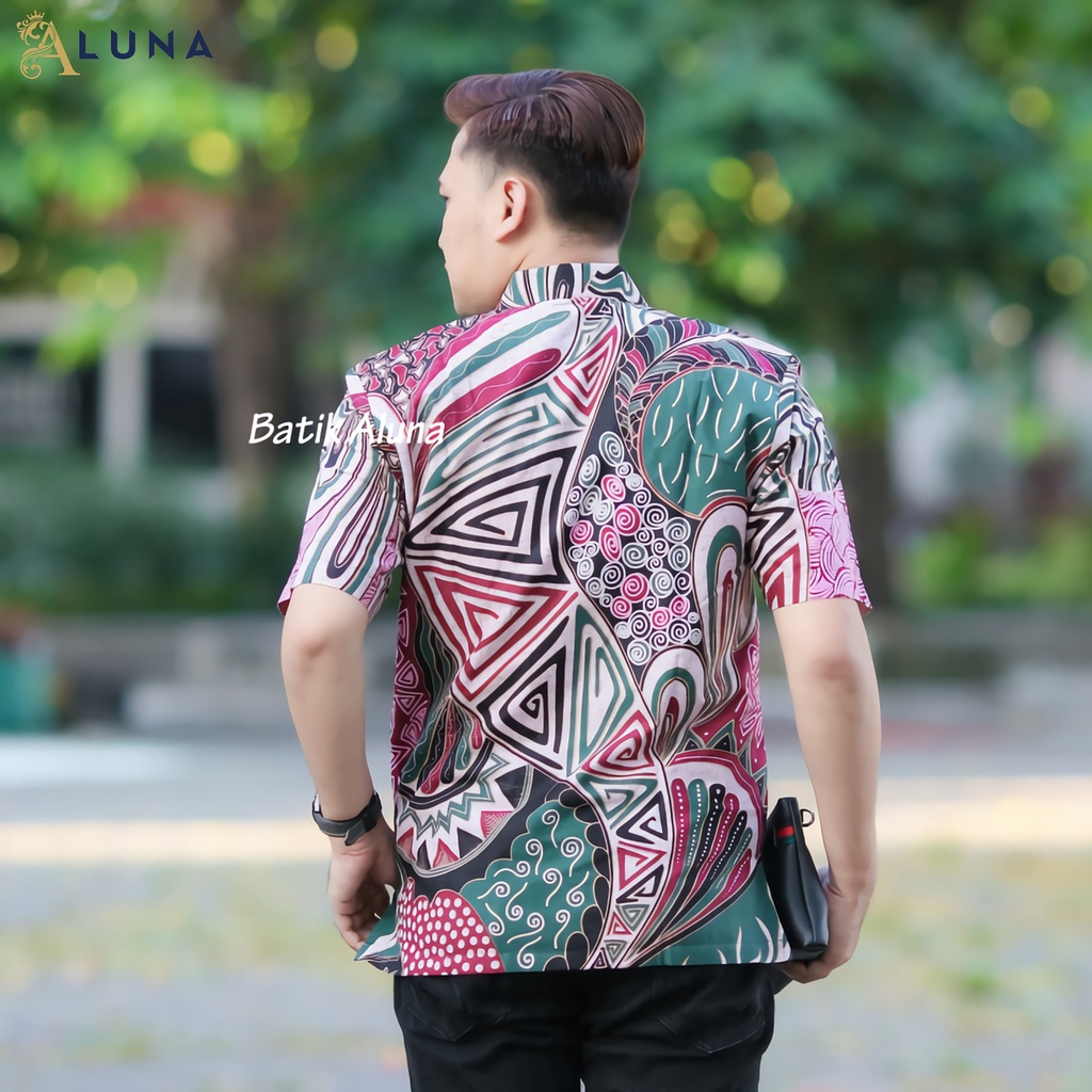 TERLARIS.!! BAJU BATIK PRIA LENGAN PENDEK KEMEJA BATIK PRIA KEREN MODERN BATIK COWOK KEKINIAN PD 013