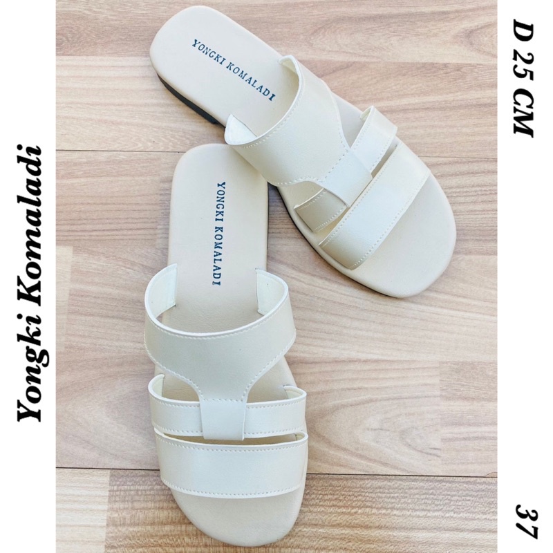 sandal yk tc.bl.cm