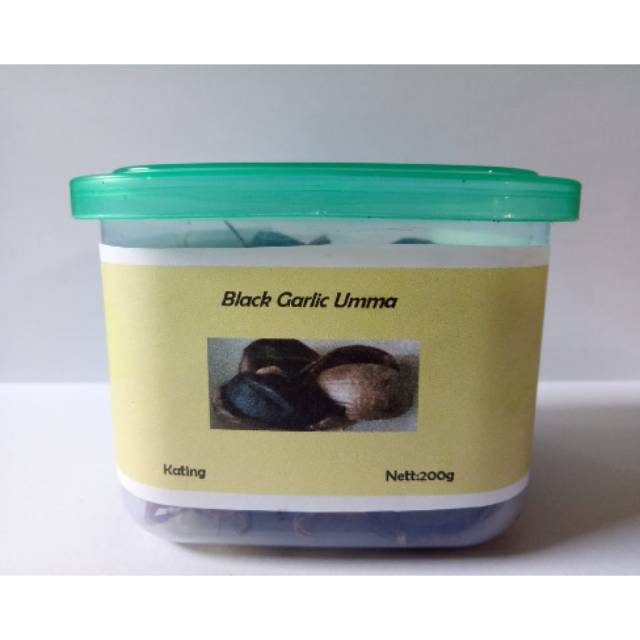 

Black garlic cutting