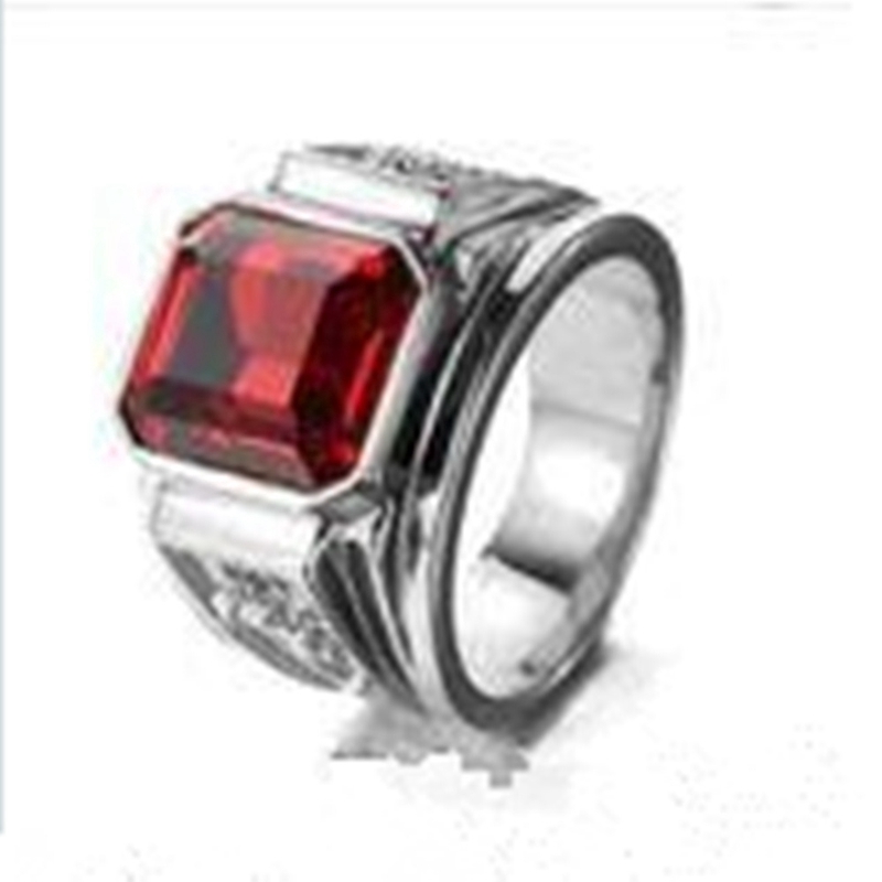 Cincin Emas 18k Aksen Batu Permata Ruby Sapphire Hitam Kristal Bentuk Naga Bahan Baja Titanium Silver