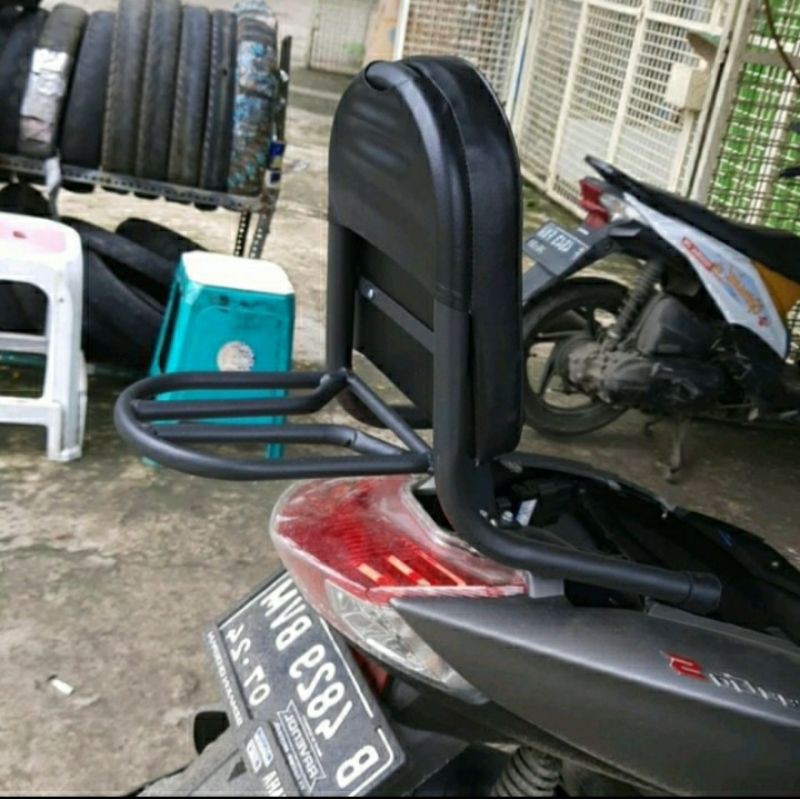 Sandara freego jok belakang sandaran jok freego