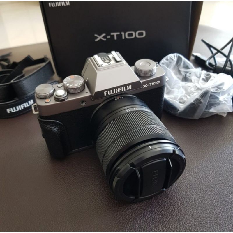 KAMERA MIRRORLESS FUJIFILM XT-100 DARK GREY KIT 15-45