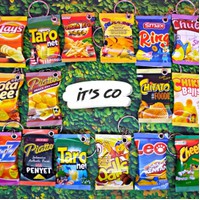 

ANEKA JAJANAN CHIKI BALLS CHITATO CHEETOS JETZ LAYS QTELA PIATTOS TARO 500GR